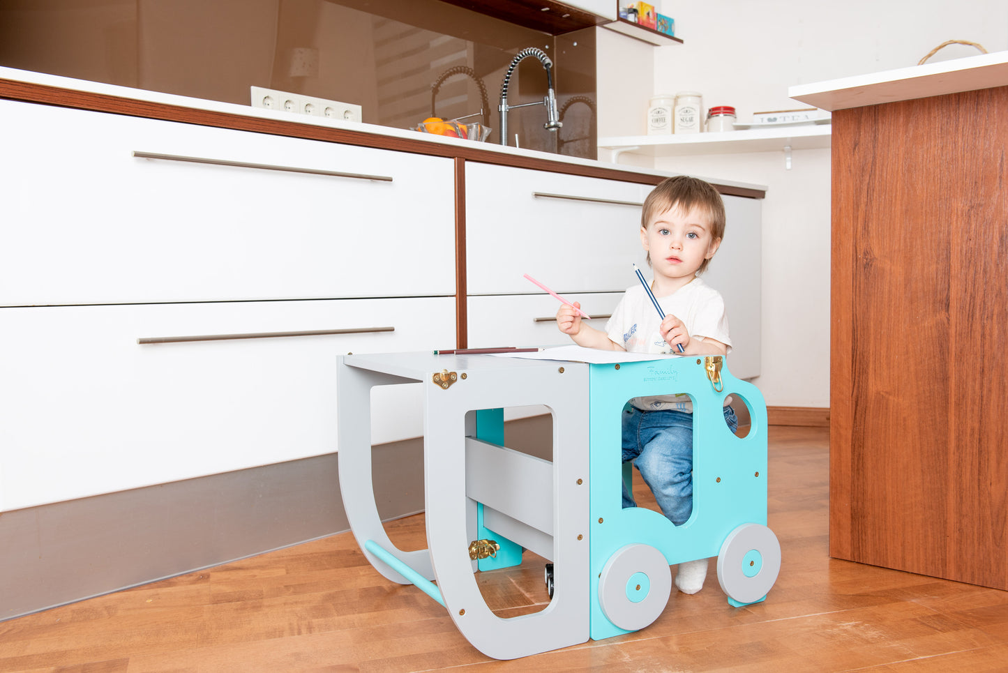 Tower Step stool 2in1 / Table. Little Car Kitchen step stool