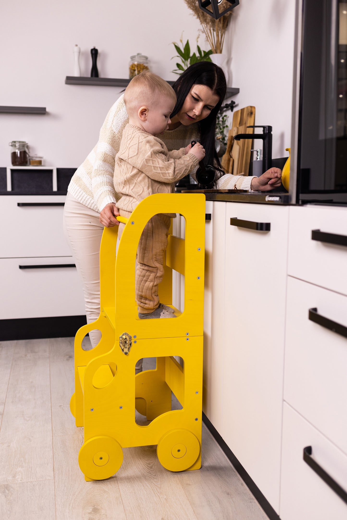 Tower Step stool 2in1 / Table. Little Car Kitchen step stool