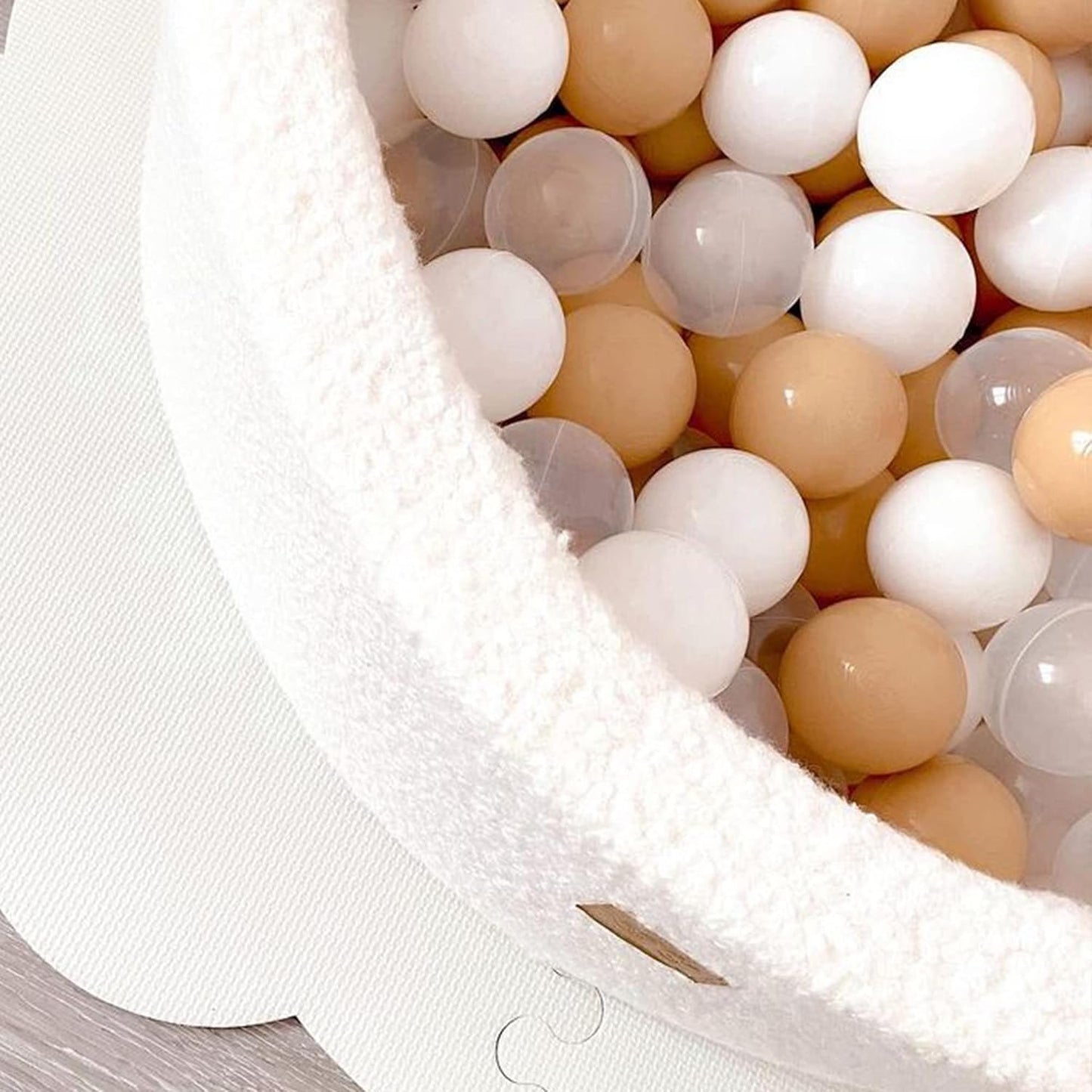 Ball Pit White Boucle 90x30 - 200 balls - White and Transparent
