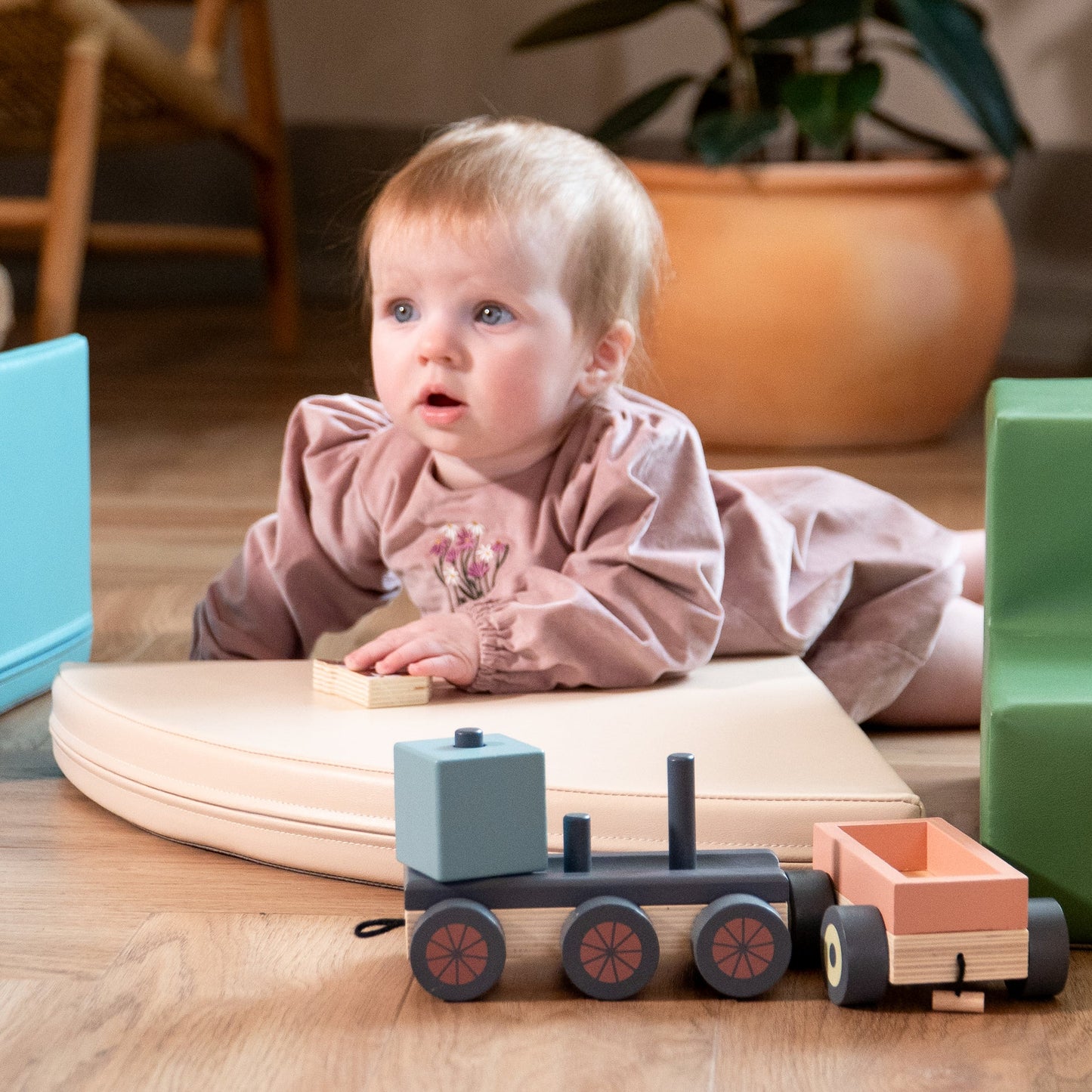 5 Soft Play Block Set - Pastel Turquoise Corner Climber