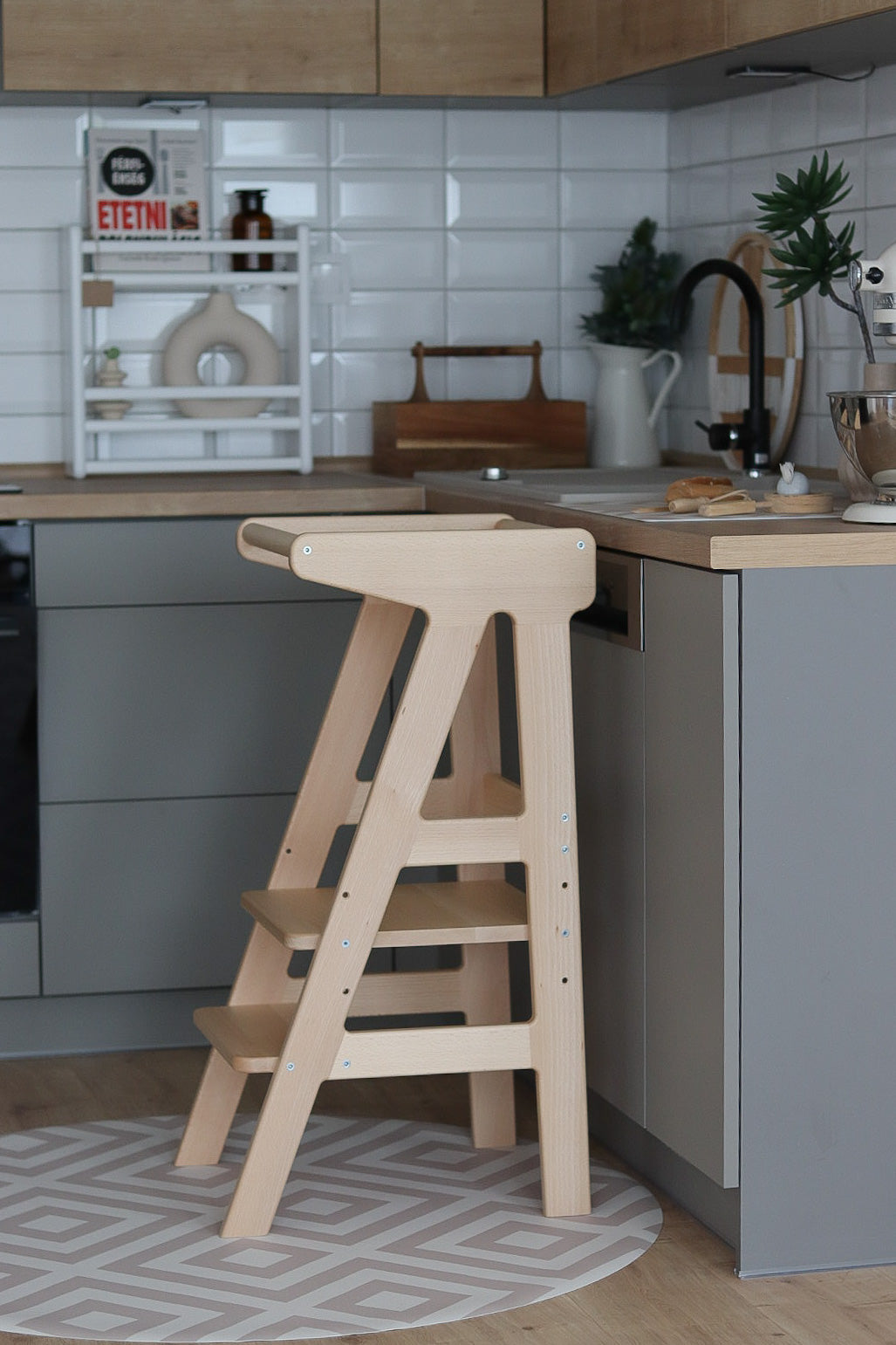 Kitchen Learning Tower - Solid Beech Wood