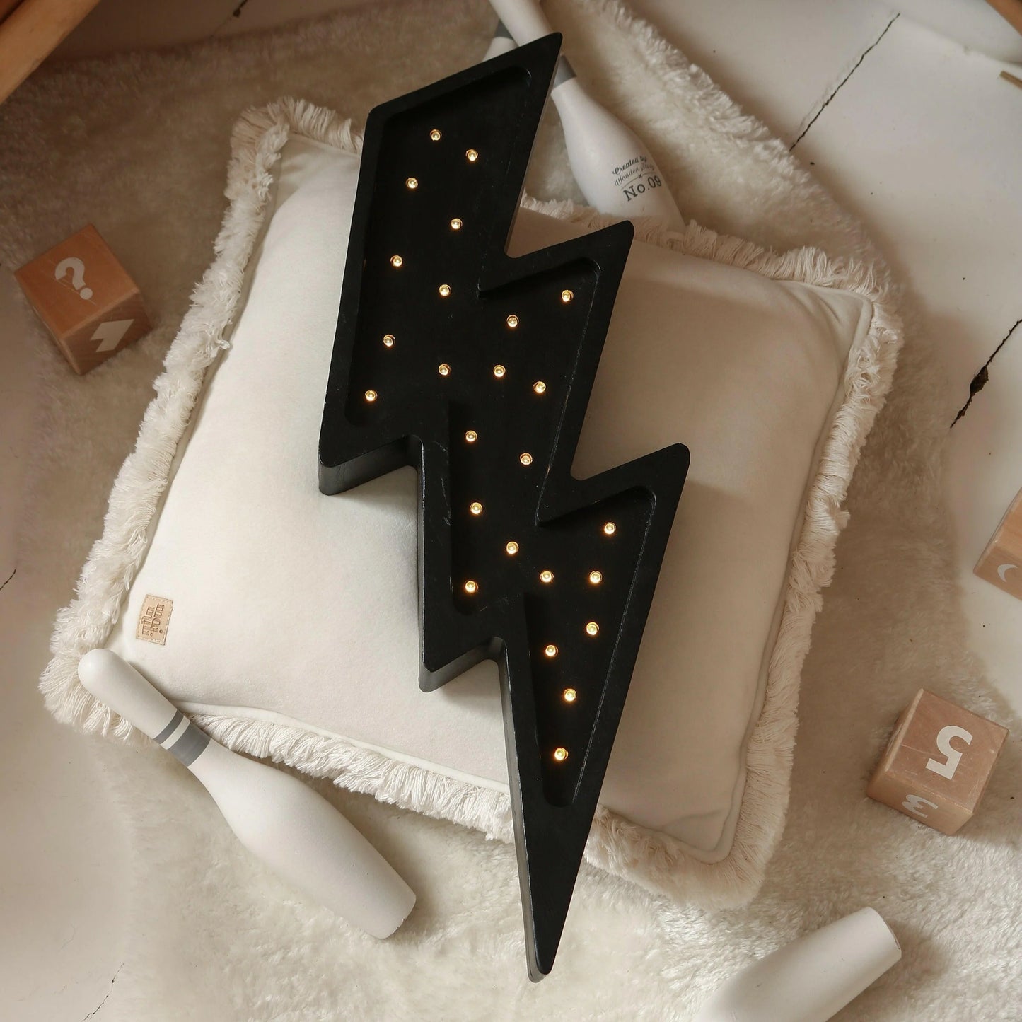 Little Lights - Bolt Lamp
