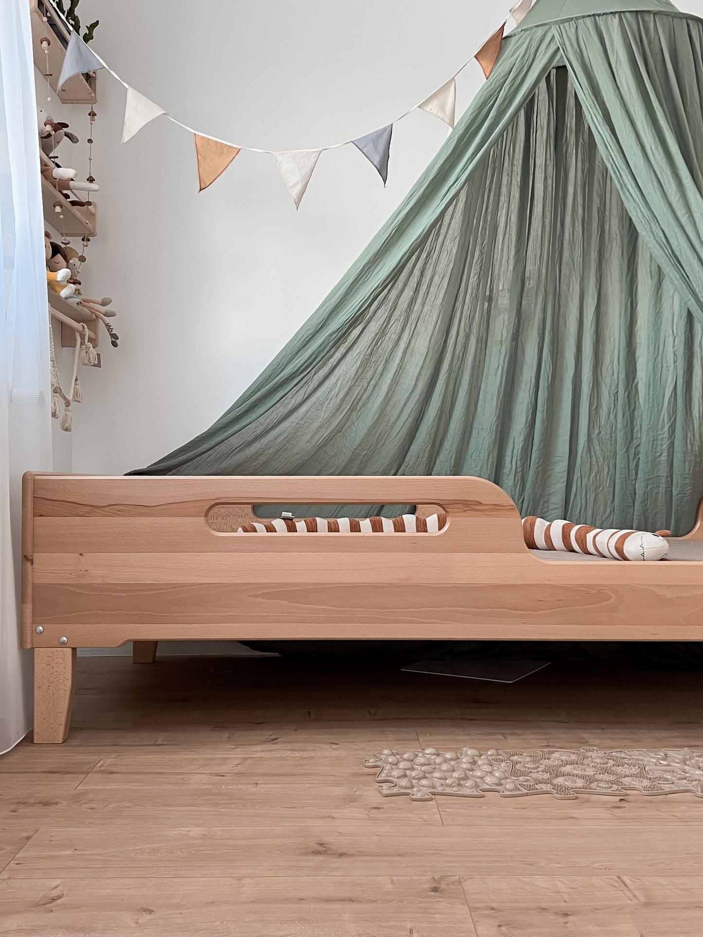 East 2-in-1 Growth Bed - Solid Beech Wood, Handmade Montessori-inspired
