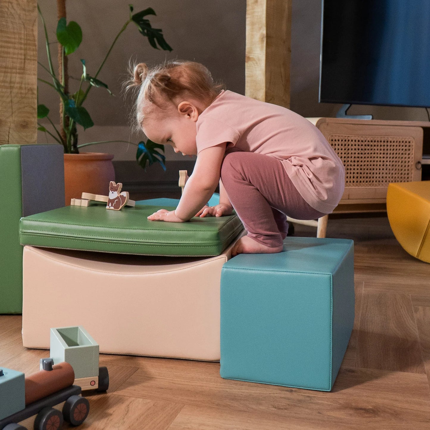 8 Soft Play Block Set - Multicolor Adventurer