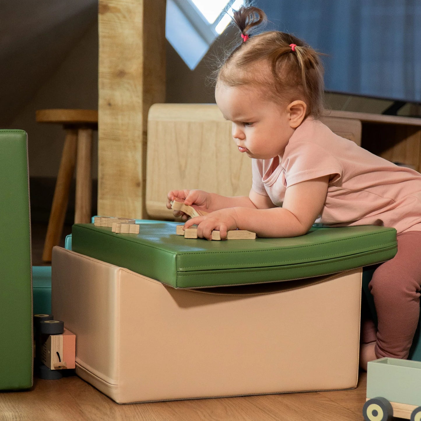 8 Soft Play Block Set - Multicolor Adventurer