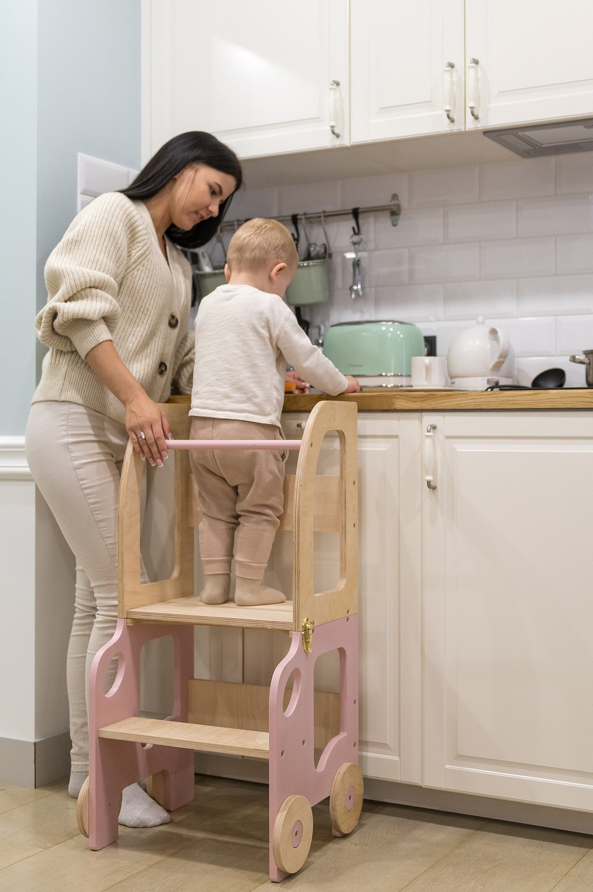 Tower Step stool 2in1 / Table. Little Car Kitchen step stool