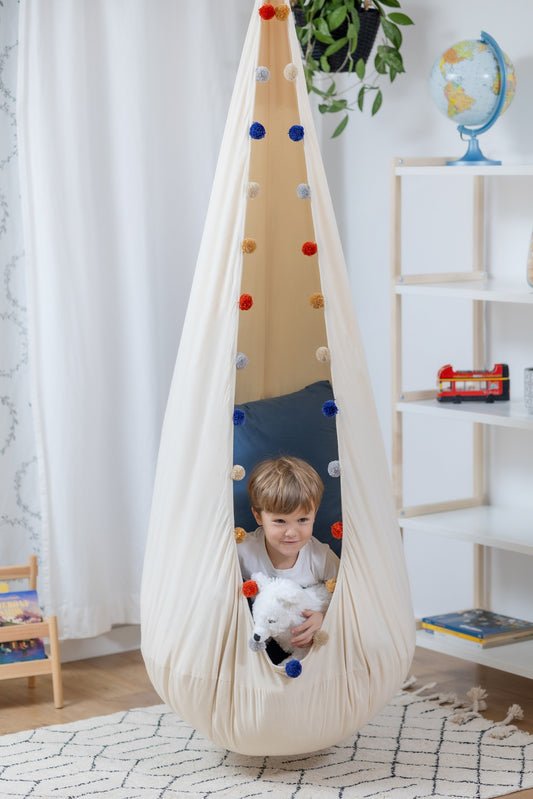 Large Cocoon "Cheerful Pompon"
