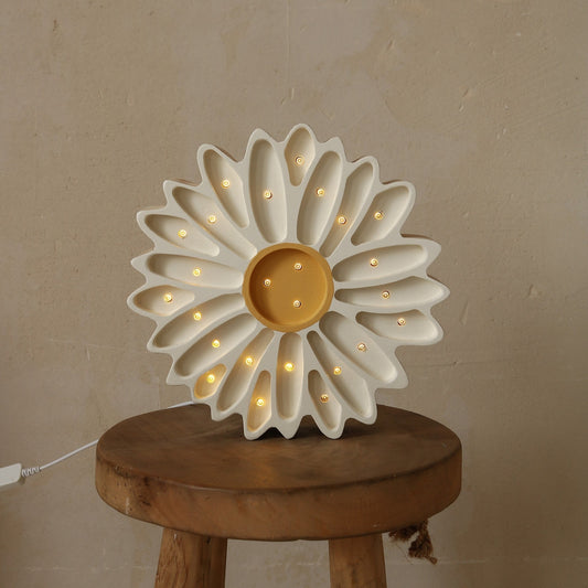 Little Lights Daisy Lamp