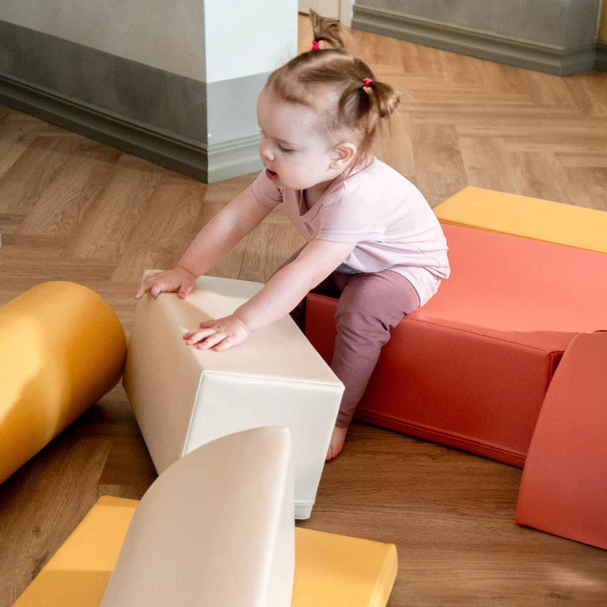 Ensemble de 8 blocs de jeu souples - Aventurier rose pastel 